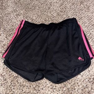 Girls XL Under Armour Shorts